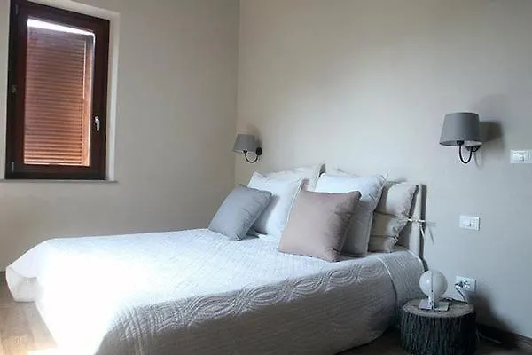 Ferienhaus In Montescudaio Mit Grossem Garten Hébergement de vacances